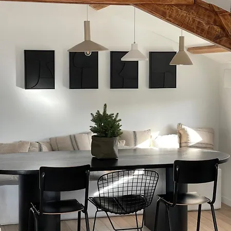 Casa Familia *